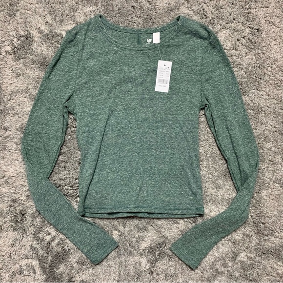 PacSun Tops - NWT PacSun Me To We Sage Green Long Sleeve Crop Top